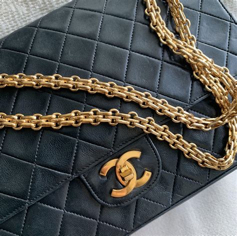 chanel reissue flap vintage very old